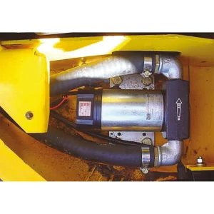 Bomba eléctrica gasoil Carry® 12V, 50 L/min — Producto en uso