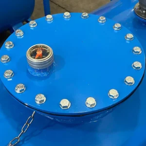 Depósito de combustible en acero al carbono de 620L y bomba 12V, 146x99x117 cm — Detalle del producto