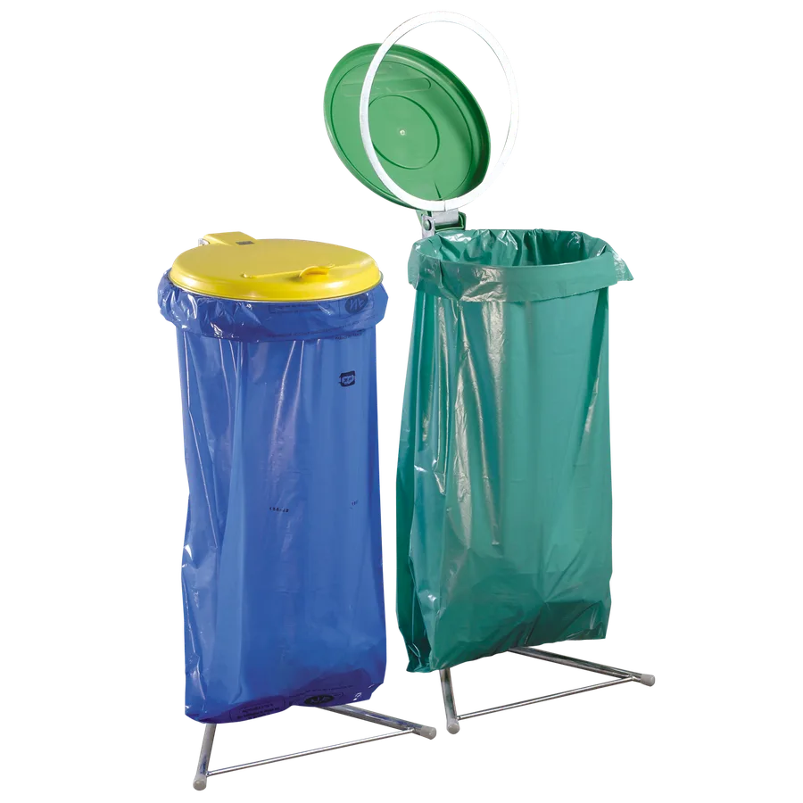 Soporte sobre pie con tapa en PE azul para bolsas de basura de 110 litros — Producto en uso