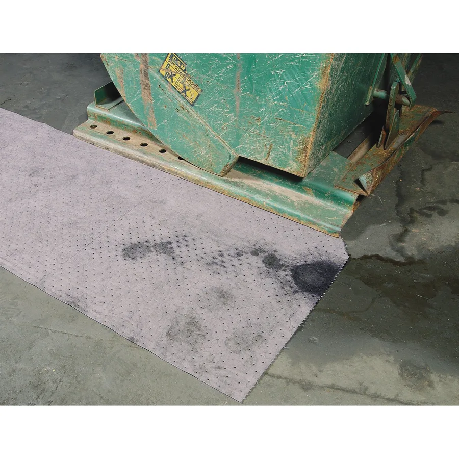 Rollo absorbente universal de doble espesor sin capas de refuerzo, 81cm x 46m. — Producto en uso