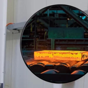 Espejo industrial acrílico de 17 metros de visión con marco en PVC, 70 x 5 cm — Producto en uso