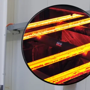 Espejo industrial acrílico de 4 metros de visión con marco en PVC, 30 x 5 cm — Producto en uso